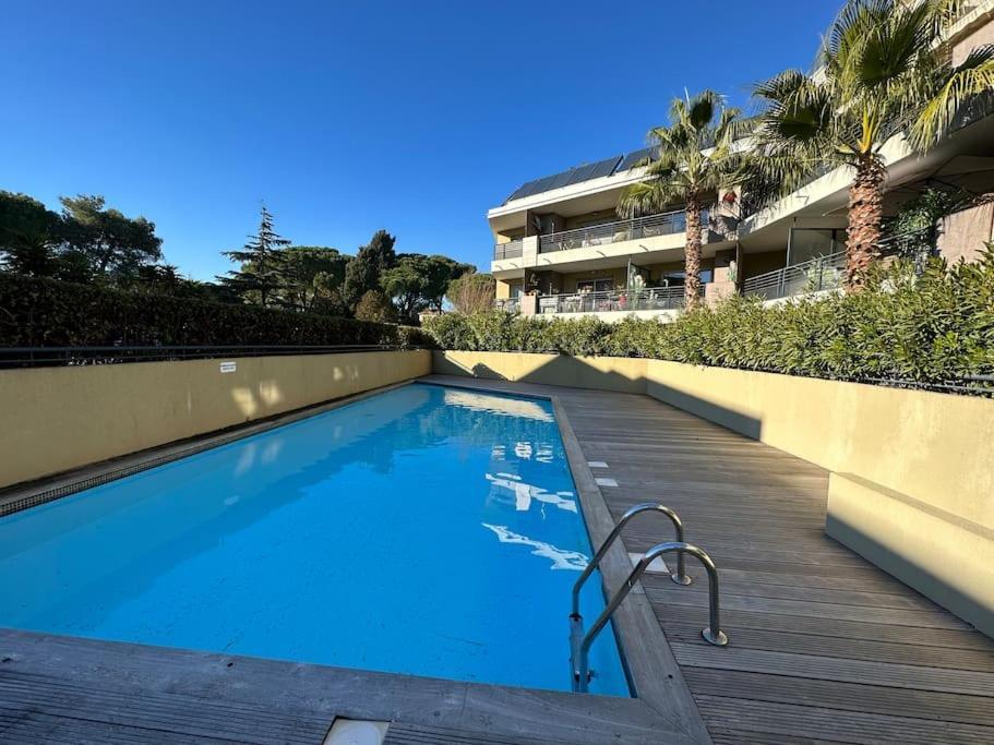 L'appart Ideal Famille, Terrasse, Piscine, Apartment *