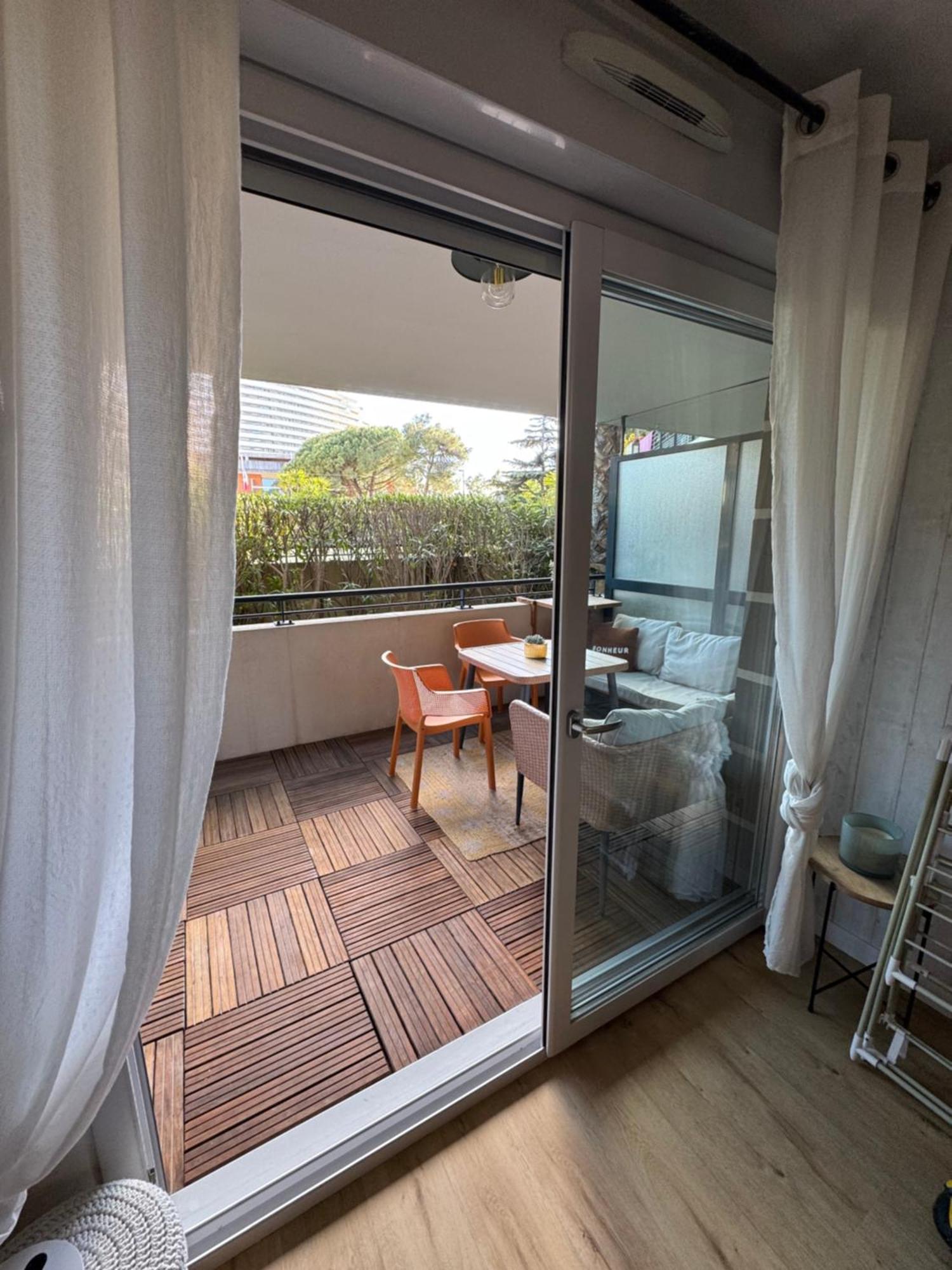 L'appart Ideal Famille, Terrasse, Piscine, Apartment
