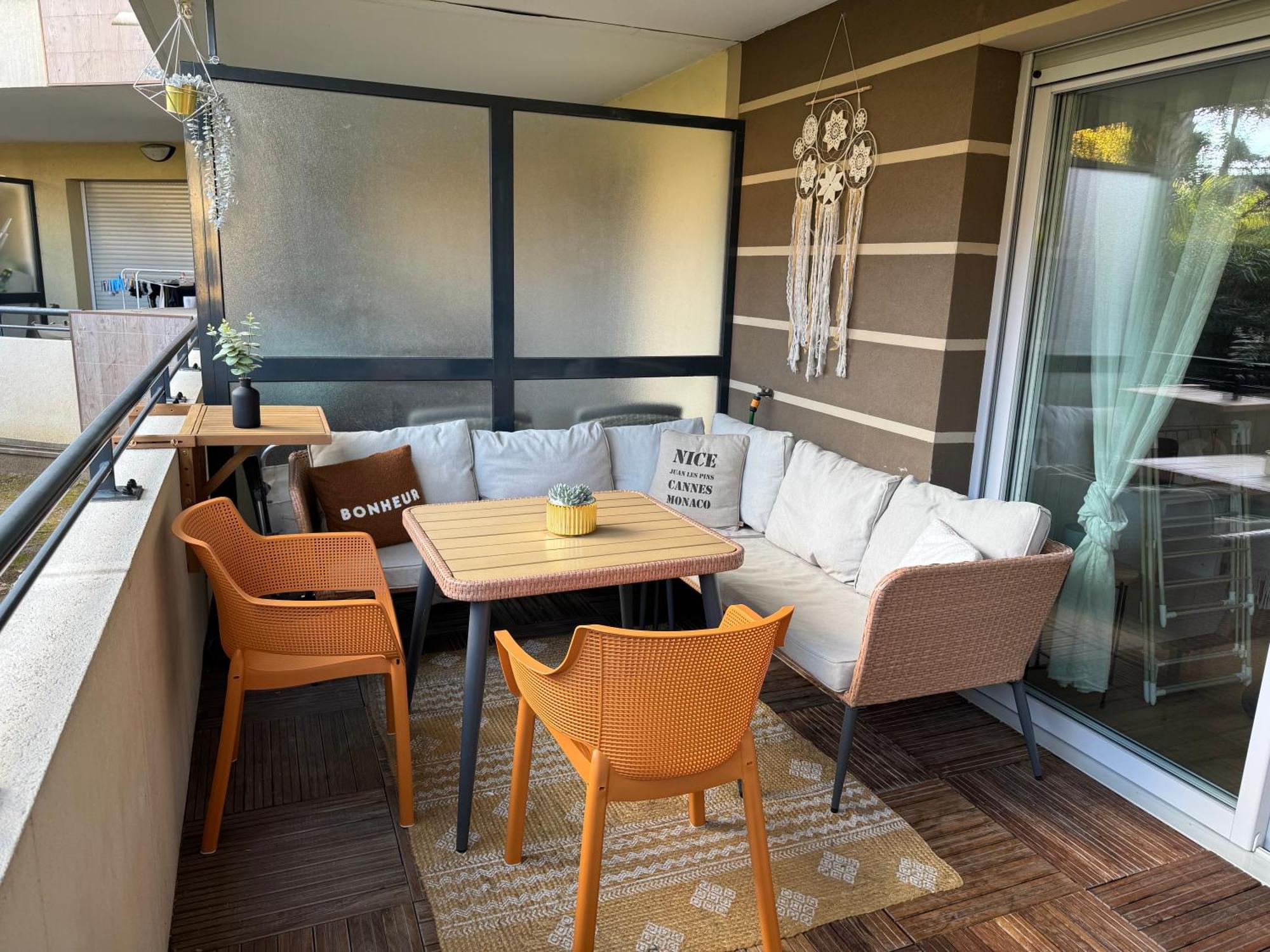 L'appart Ideal Famille, Terrasse, Piscine, * Villeneuve-Loubet